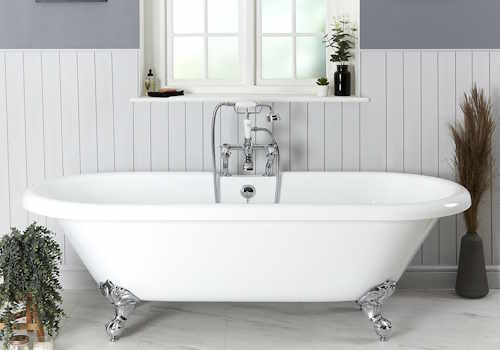 traditional free standing bath