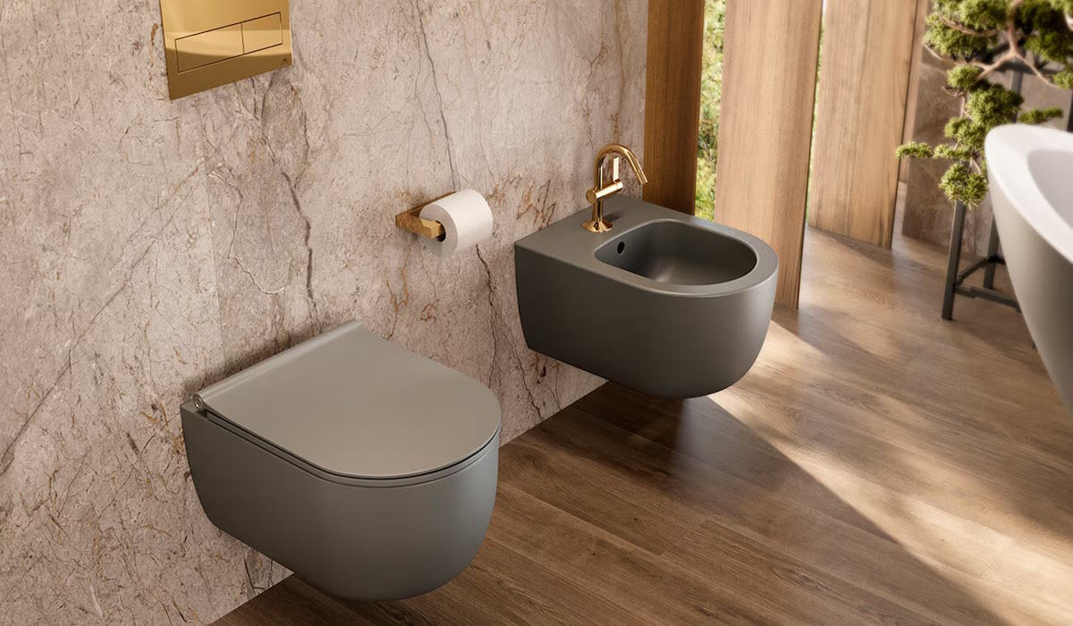 wall hung toilet and bidet in matt brown